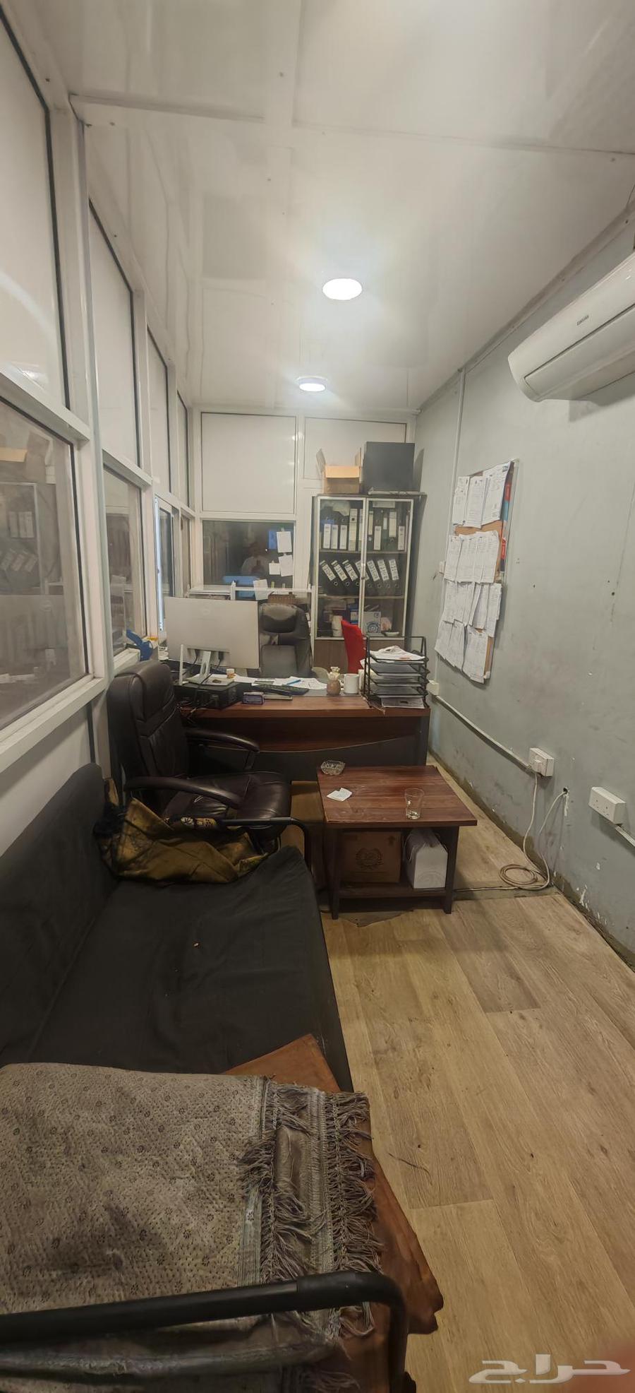 مركز صيانة سيارات ورشة صيانة سيارات للبيع64197805608961111