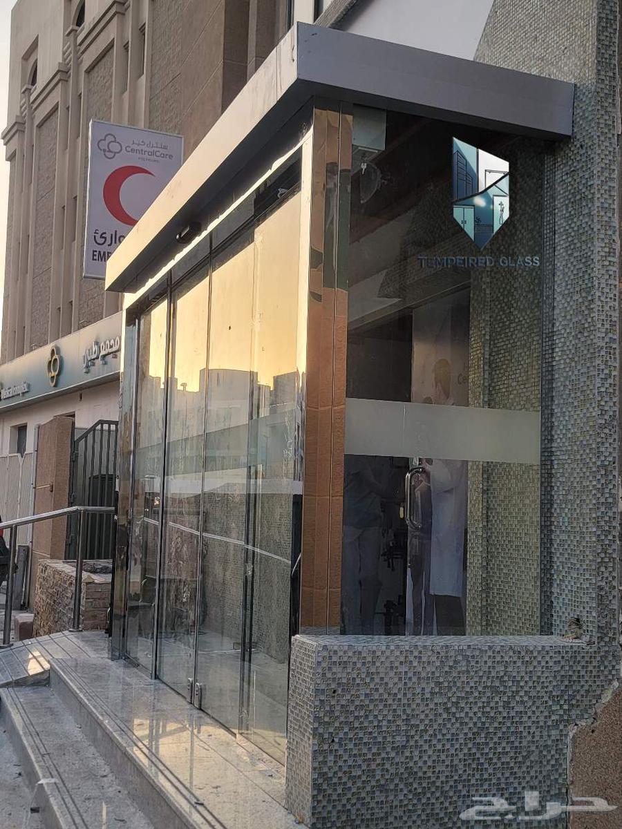خدمات تركيب وتوريد زجاج السكريت شاورات واجهات محلات تجارية64198459207427112