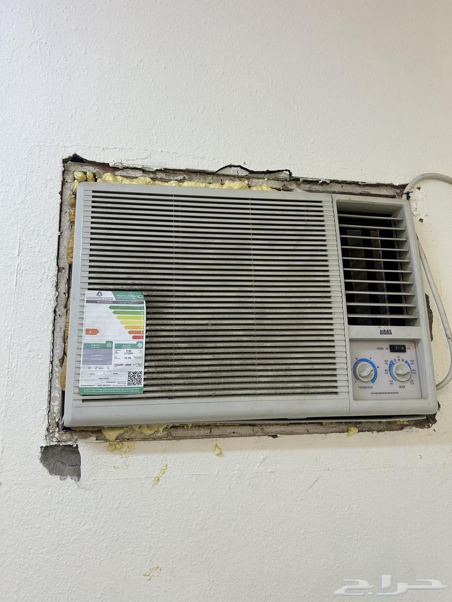 مطبخ شبه جديد وأربع مكيفات شباك بحالة ممتازة64200205112962114