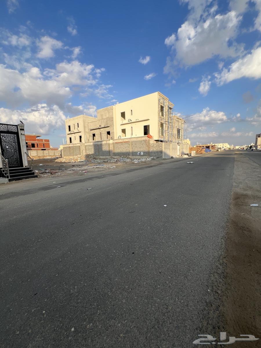 للبيع ارض مميزه مس 900 ش 25 م نافذ مخطط الفيروز حي المنارات64159481886979113