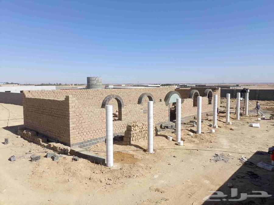 بناء طين وحجر واسقف اثل وجريد64200012021121110