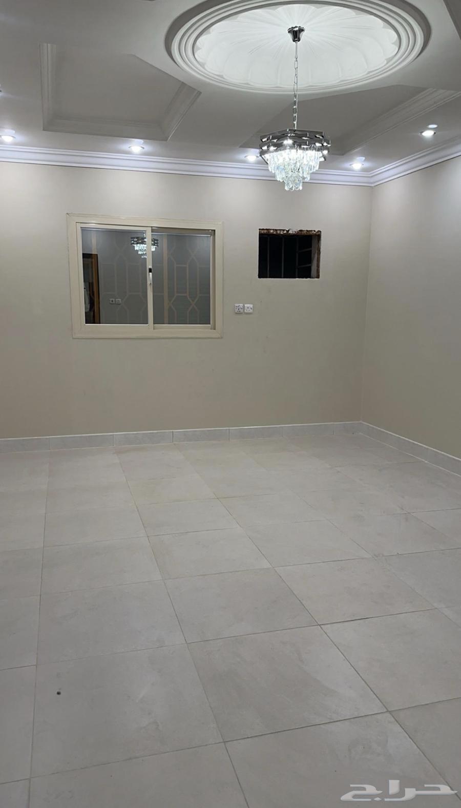 للإيجار شقه دور ارضي بتبوك64160687891201111