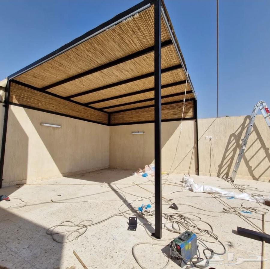 Carpenter for awnings64202124521729111