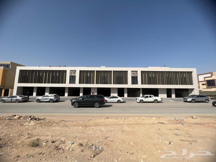 Execution of all cladding and glazing facades64202523710721111