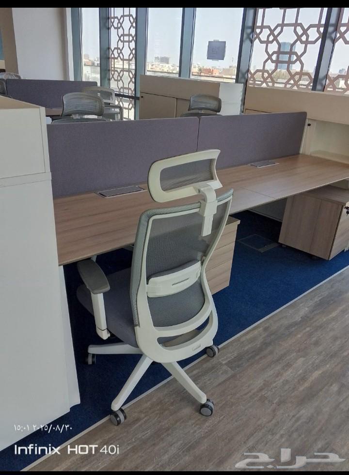 معلم تركيب ثاث مكاتب بجد64202525847811114