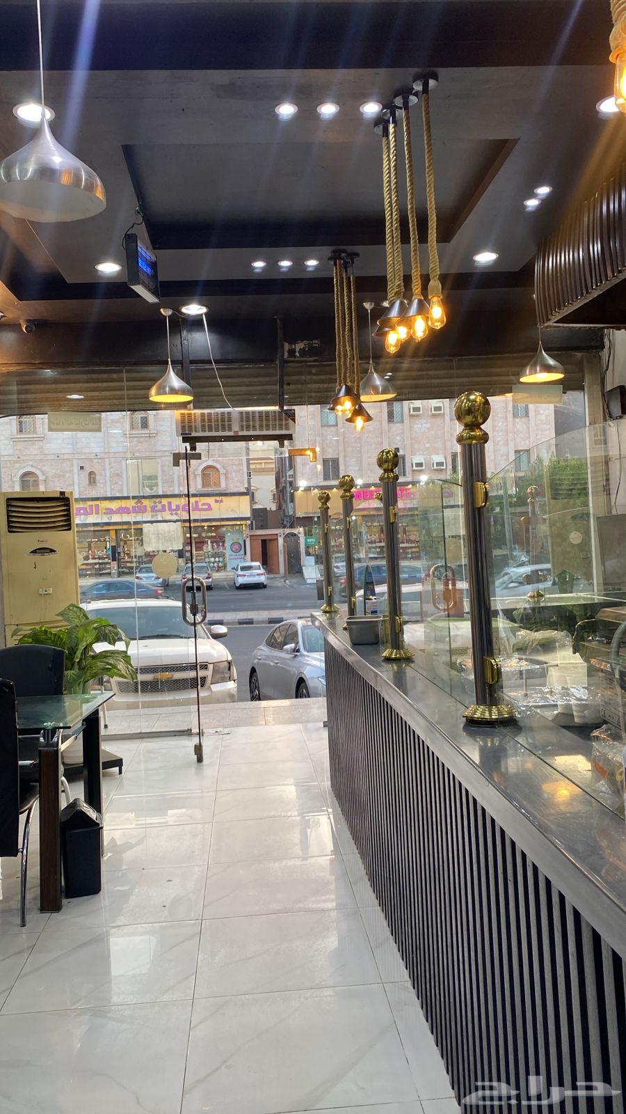 محل لتقبيل لعدم التفرغ له الموقع يستاهل64157951682307111