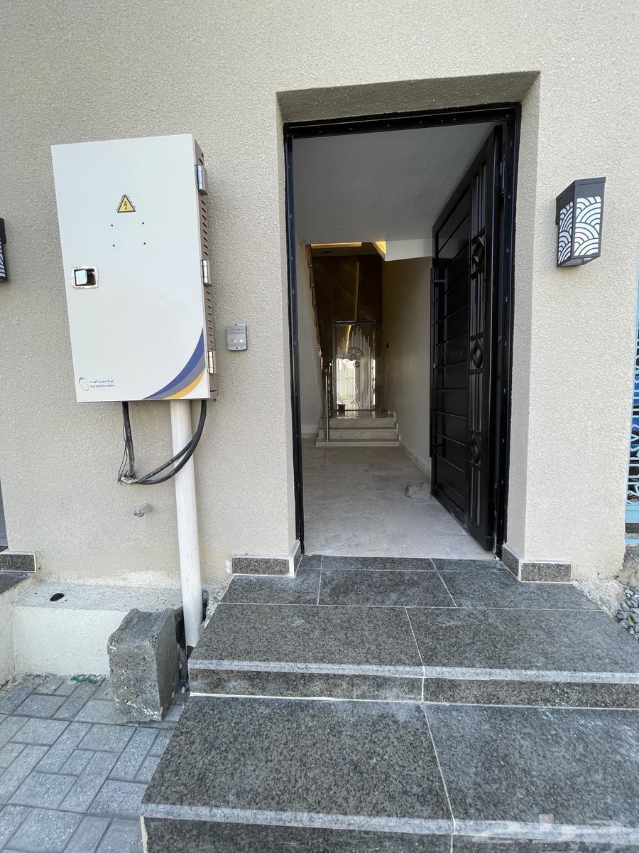 Upper roof for sale, second floor with annex and external staircase opposite Damak64161414061569113