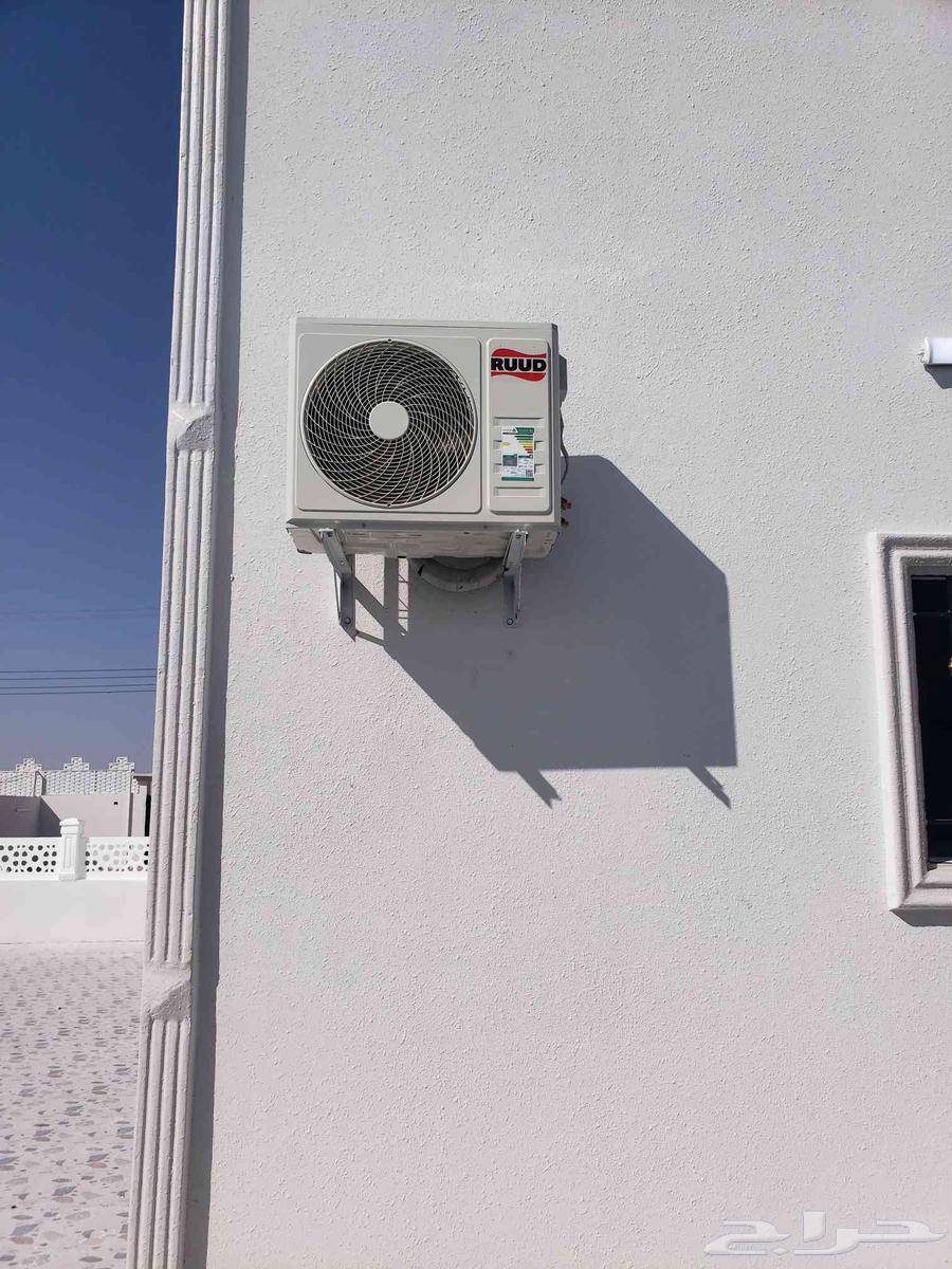 Installation of Taif air conditioners64203597858691110