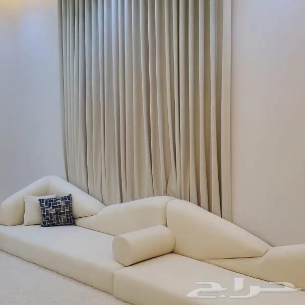 Customizing Sofas64203599432065114