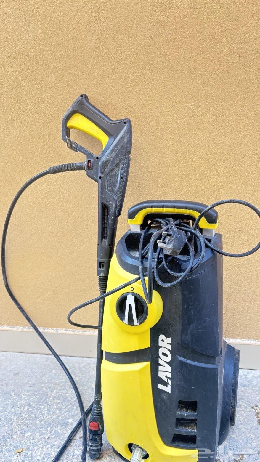 للبيع مكينة غسيل سيارات64203599612675112