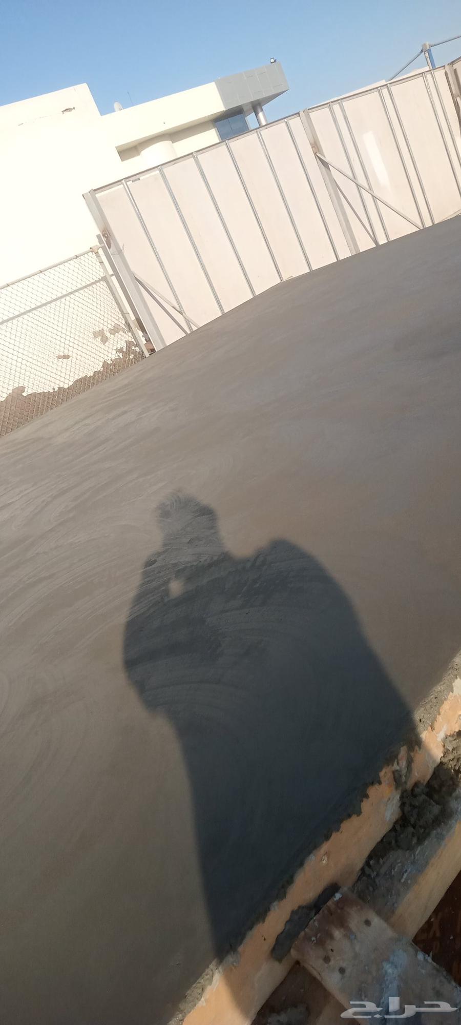 Pouring floors with a trowel and epoxy finishing64205079492098113
