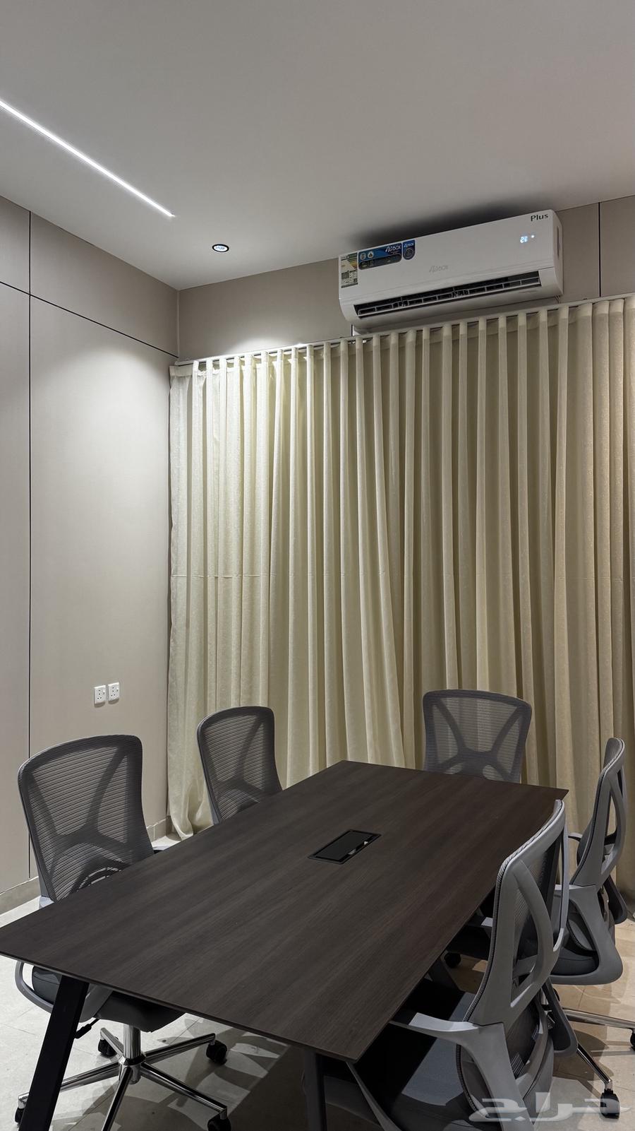 استشارات وقضايا بإشراف المحامي المرخ ص64205787812609112