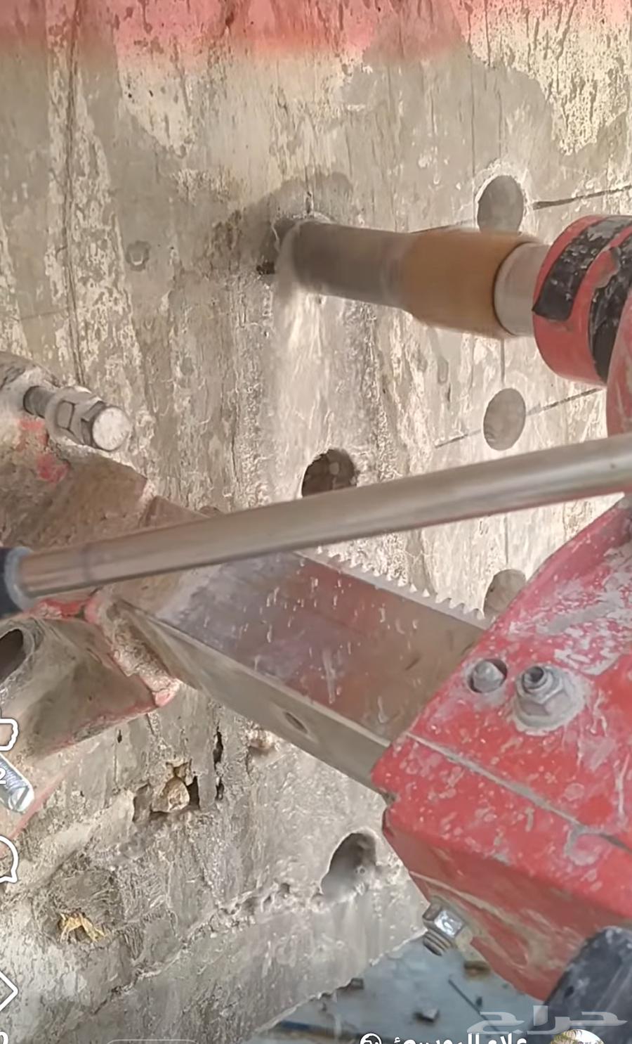 فتحات في الخرسانه للتكيف او للكهرباء او حتي الاسناسير64206008177923111