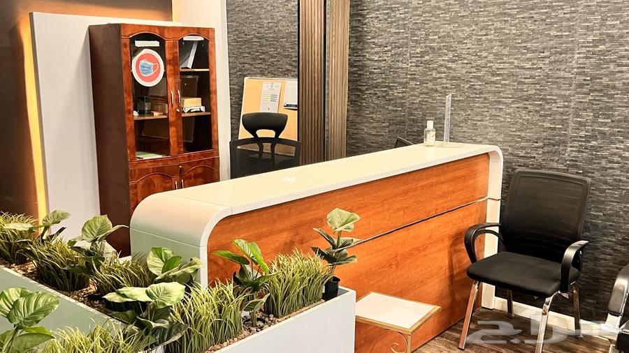 مكتب للاجار او التقبيل الحمراء64170428263555114