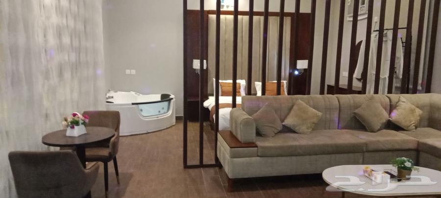 شاليهات تتكون من ثلاثه اقسام للايجار اليومي64173332383747112