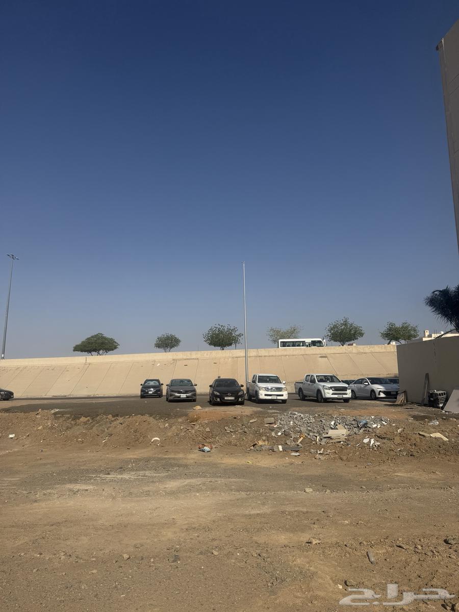 أرض تجارية للاستثمار حي الرانوناء64194789724803110