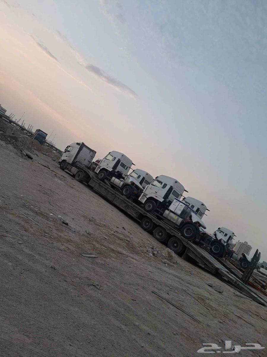 لوبد 18 لنقل المعدات والشاحنات64208163001730110