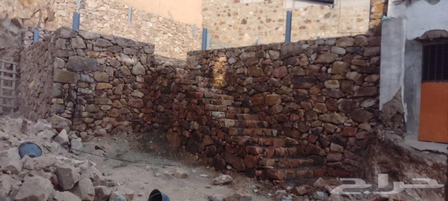 مباني حجر كبير وسغير بل يد وبل بكلين64403268199553114