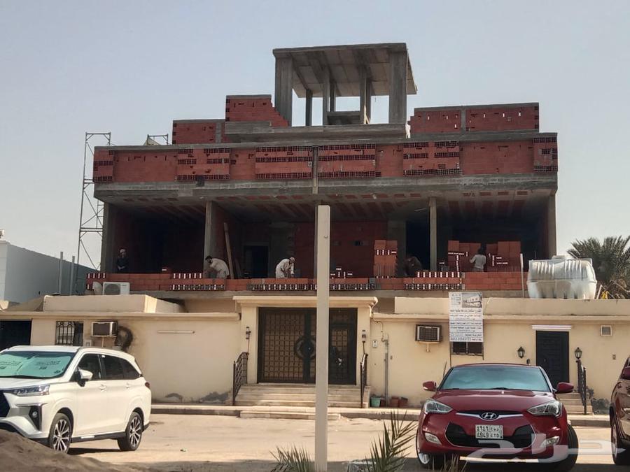 Certified contractor for finishing materials, installation of partitions and extensions64211819099265111