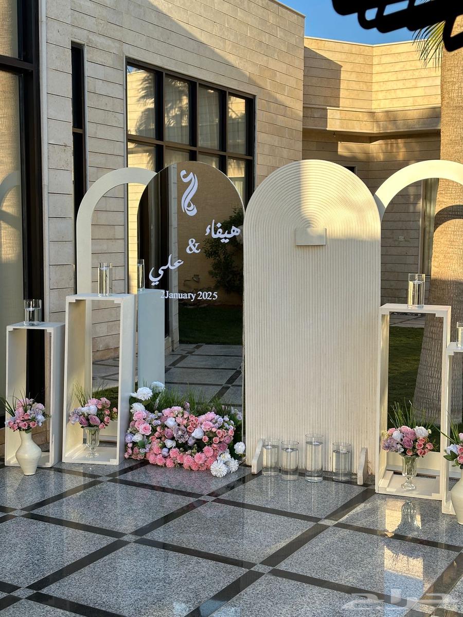 Entrances and receptions64209679323649112