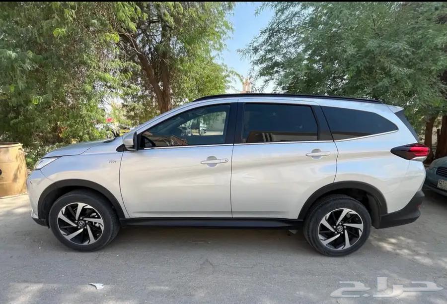 توصيل موظفات وطالبات64209900096131110