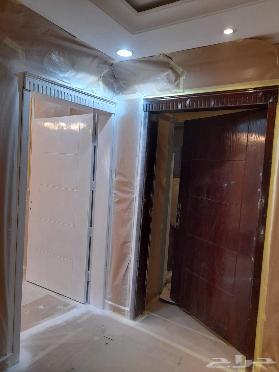 السلام عليكم دهان أبواب وديكورات خشبية وتجديد الأبواب سنديان64211393544707112