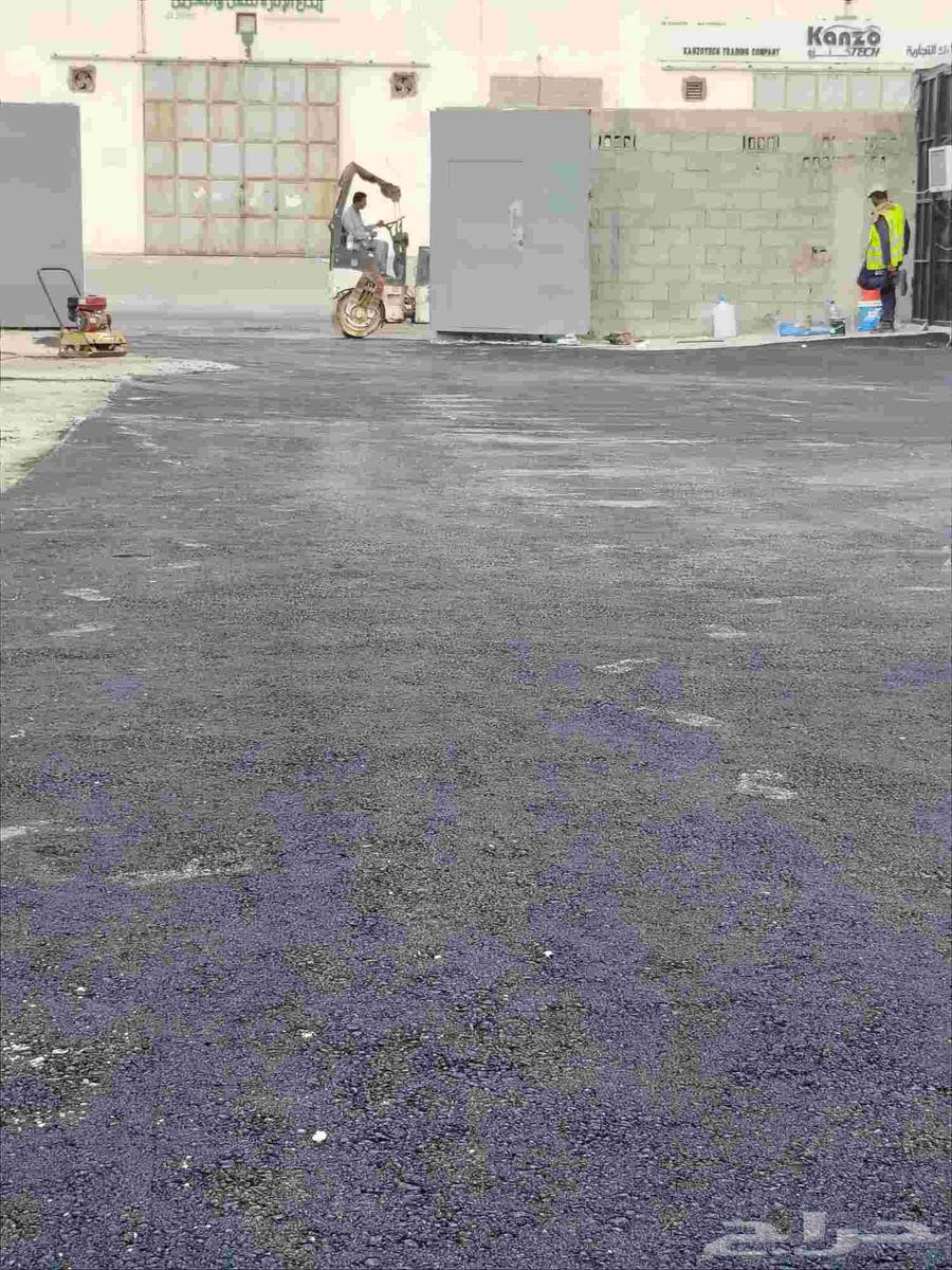 Asphalt work64210974669826112