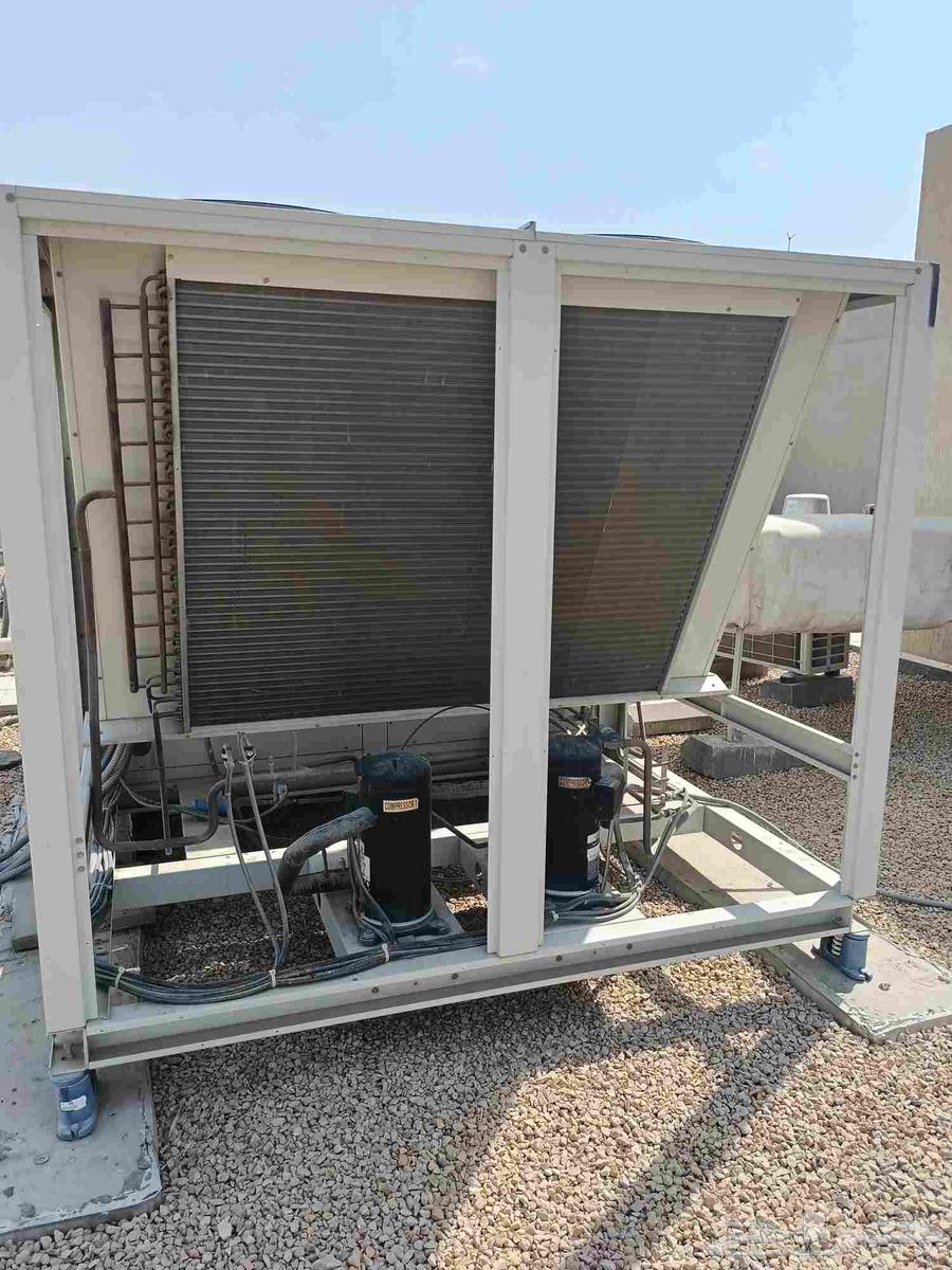 Air conditioning, refrigeration, surveillance cameras, and home appliances technician. Refrigeration room64210550897793112