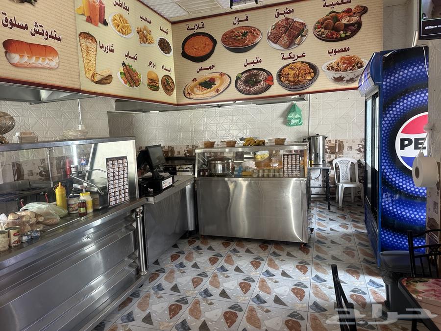 محل لتقبيل كامل وجاهز64197375927683112