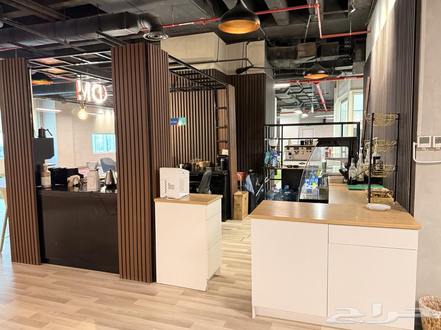 موجود ديكور بوث كامل طاولات رخام وملبسه قزاز معا خزن من تحت64211171806081110