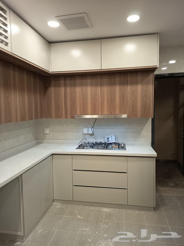 تفصيل مطابخ خشب والمنيوم قطاع خاص مع فصالات هيدروليك ايطالي64210551179522114