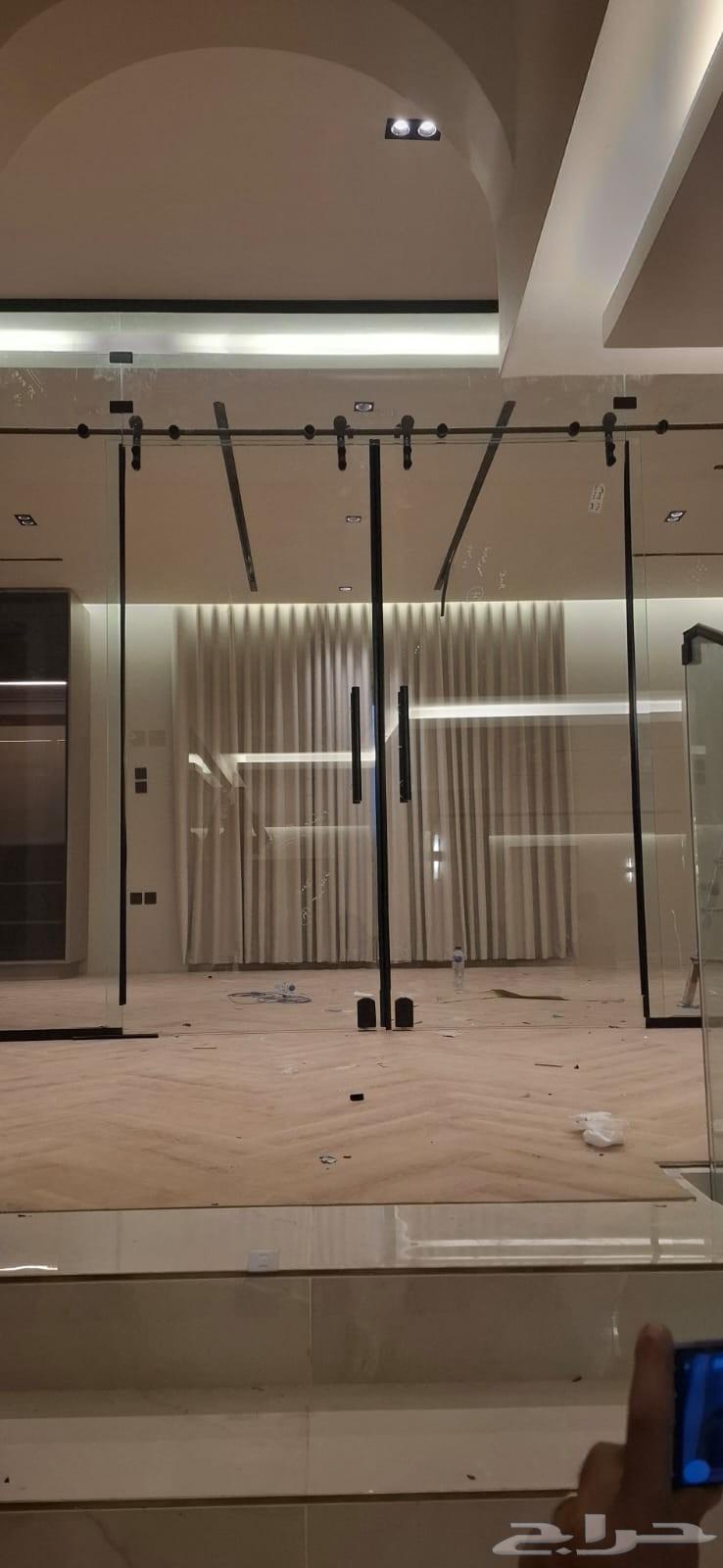 Scratch Glass64210096341506113