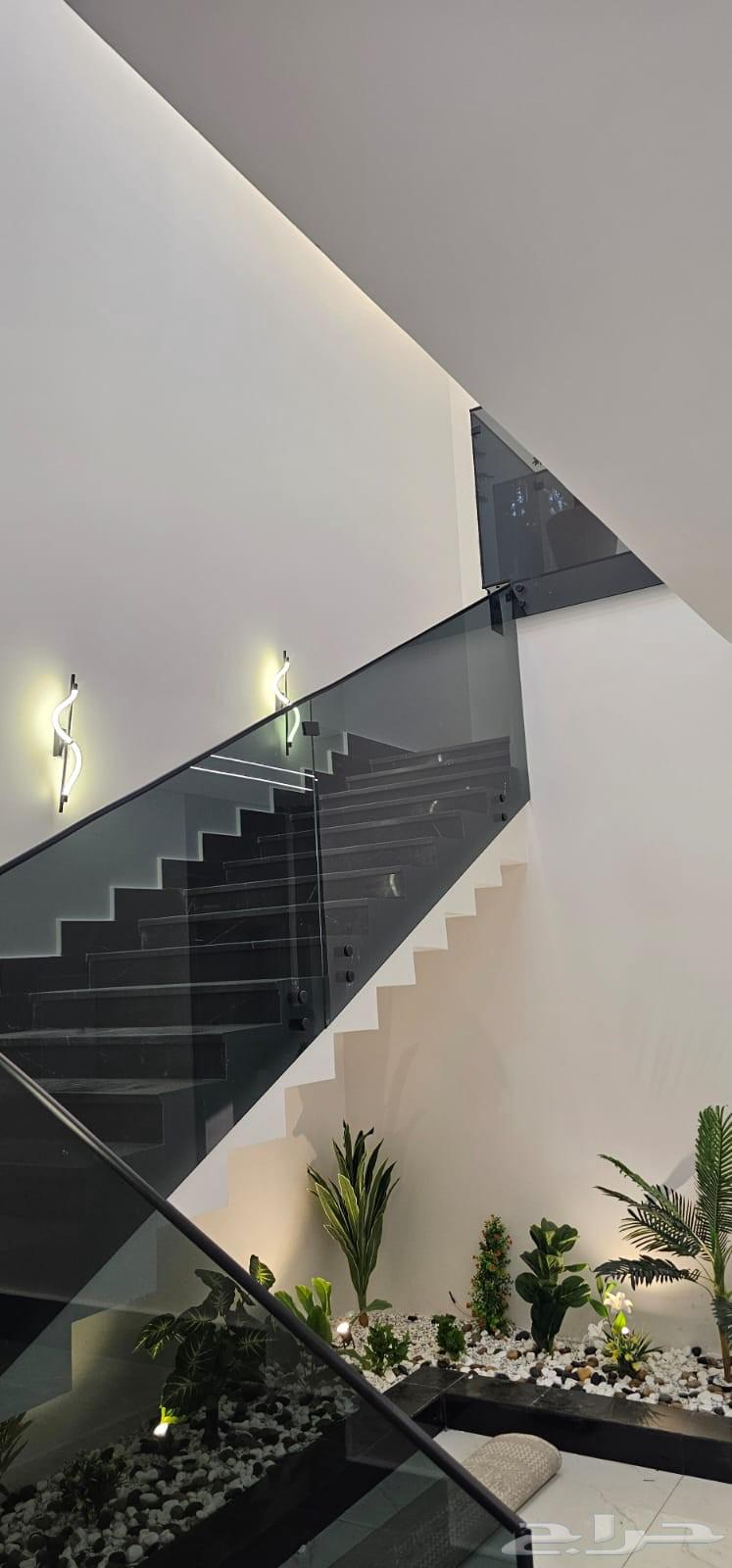 Scratch Glass64210096341506110