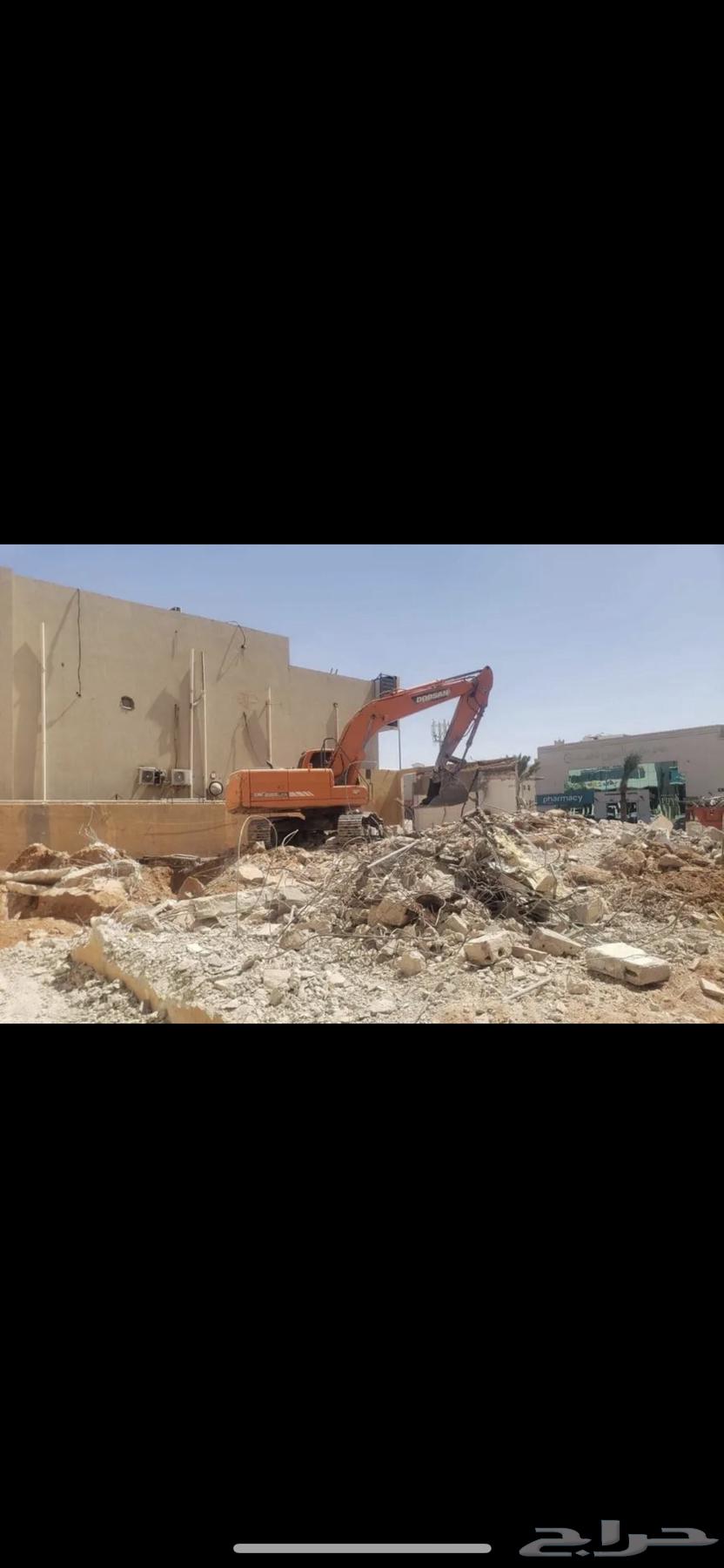 هدم مباني وحفر اراضي64211392701443110