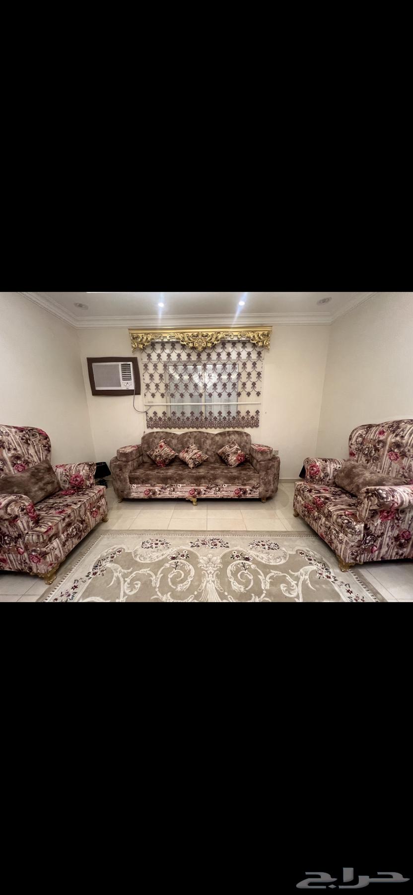 Custom-made very clean sofa without cushions, seats 11 people64210749513219113