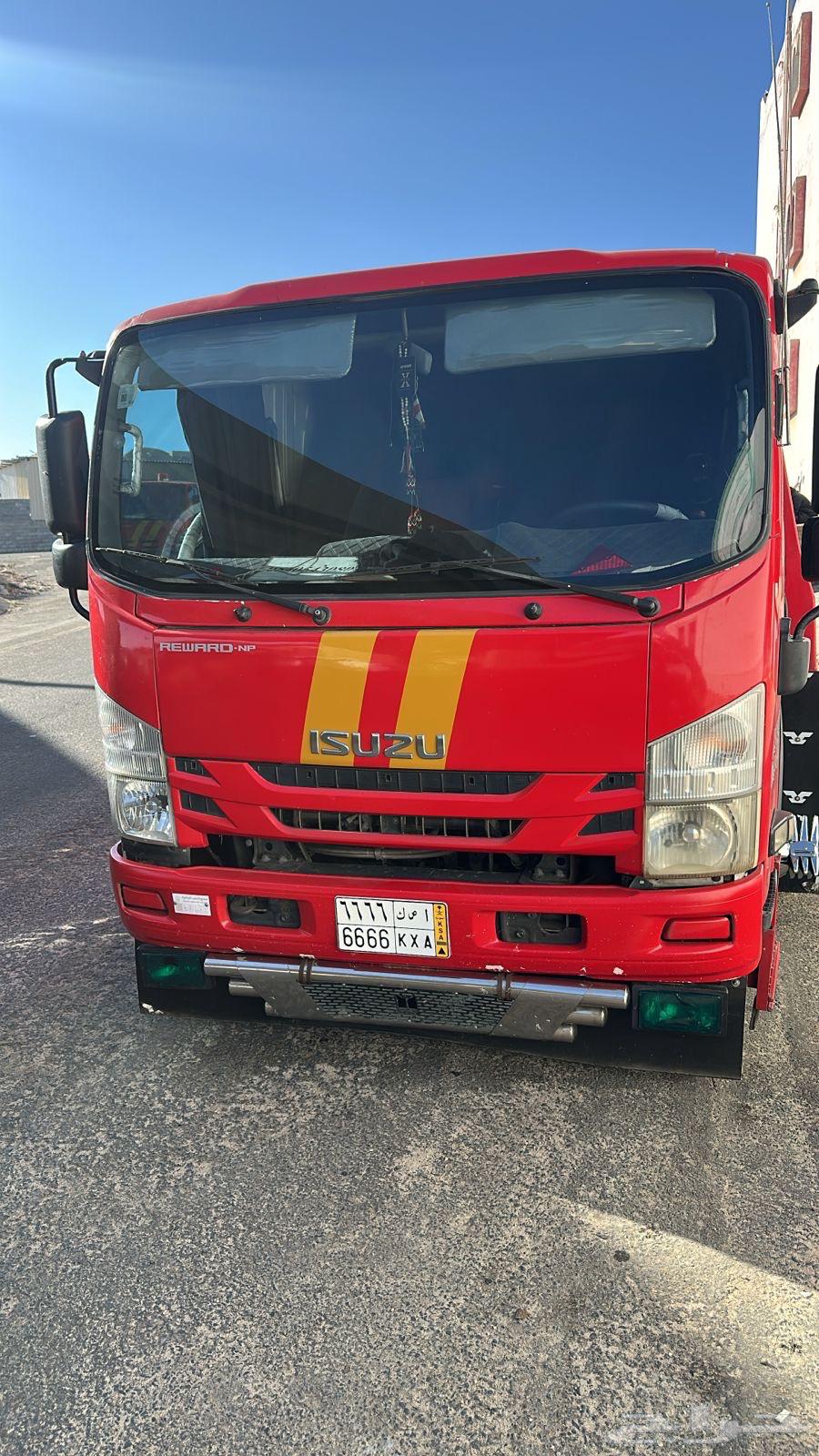 سطحه لنقل السيارات64209899310595111