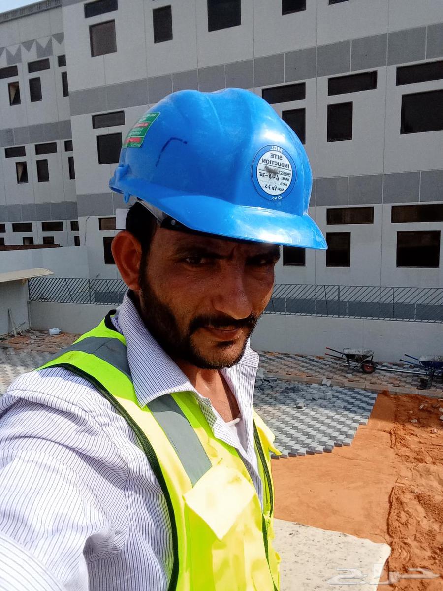 Currently located in Riyadh, Al-Arid neighborhood64210975783553112