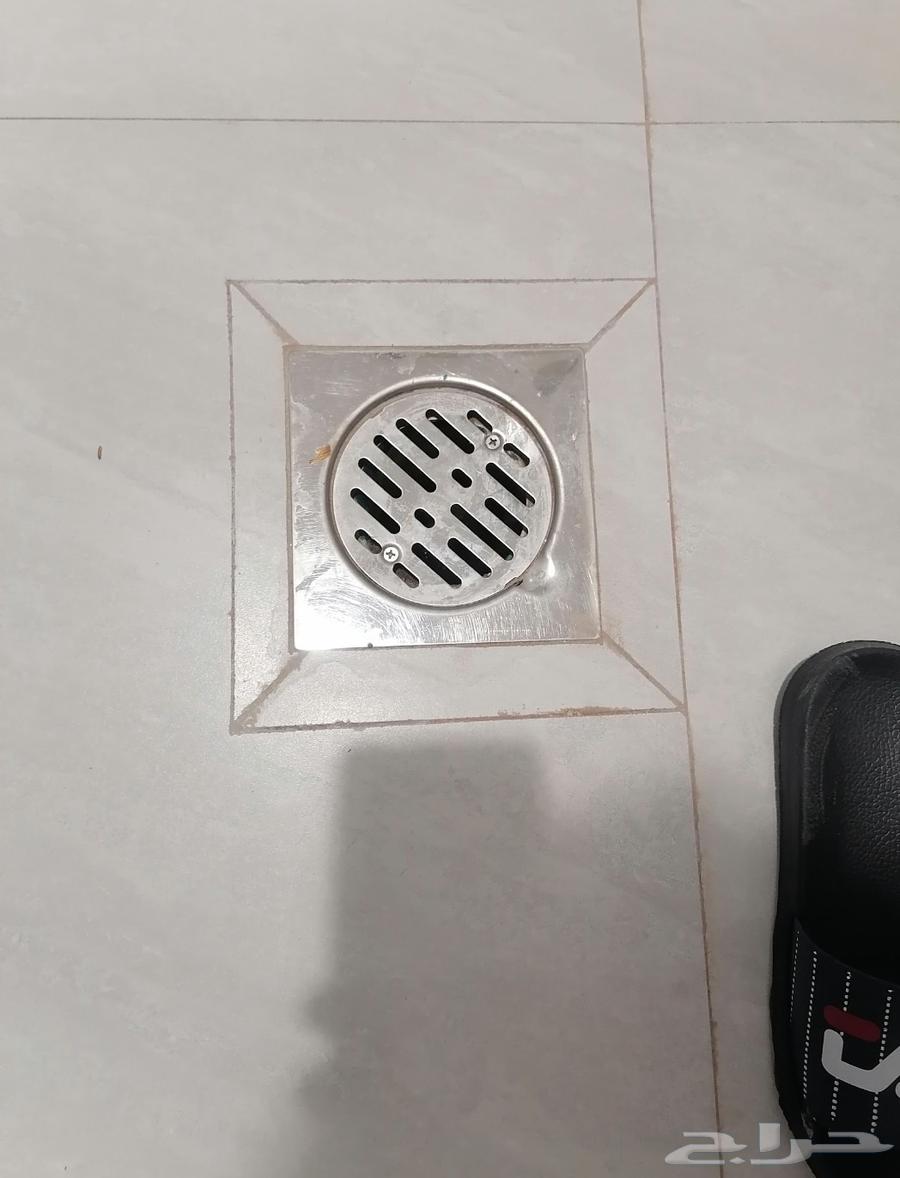 Ceramic and porcelain tile installer, Sabaa Baldorah stone pattern, interlock64212450816387114