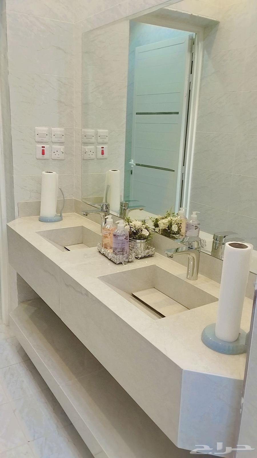 سباك كهربائي ومبلط اعمل فيه جميع الخرج ومستعد لجميع المشاريع64214116561667111