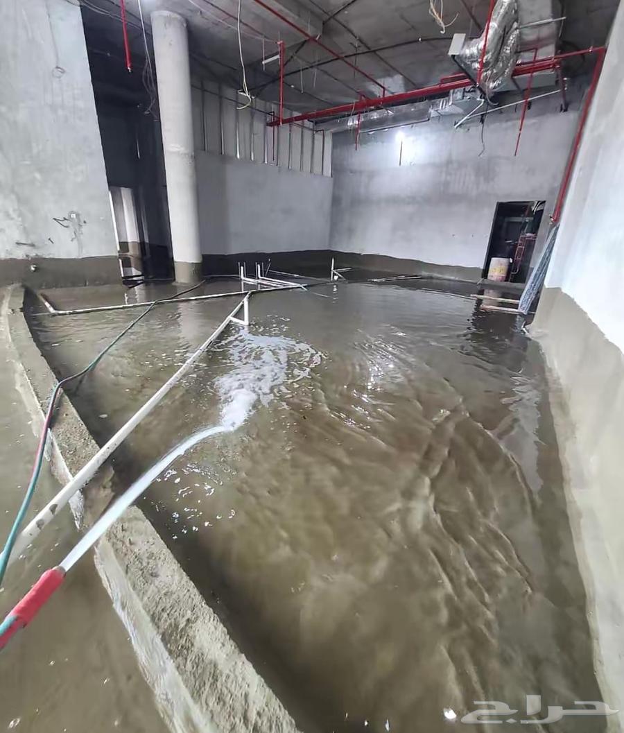 Insulation technician for thermal and waterproof insulation of surfaces64214347598209113