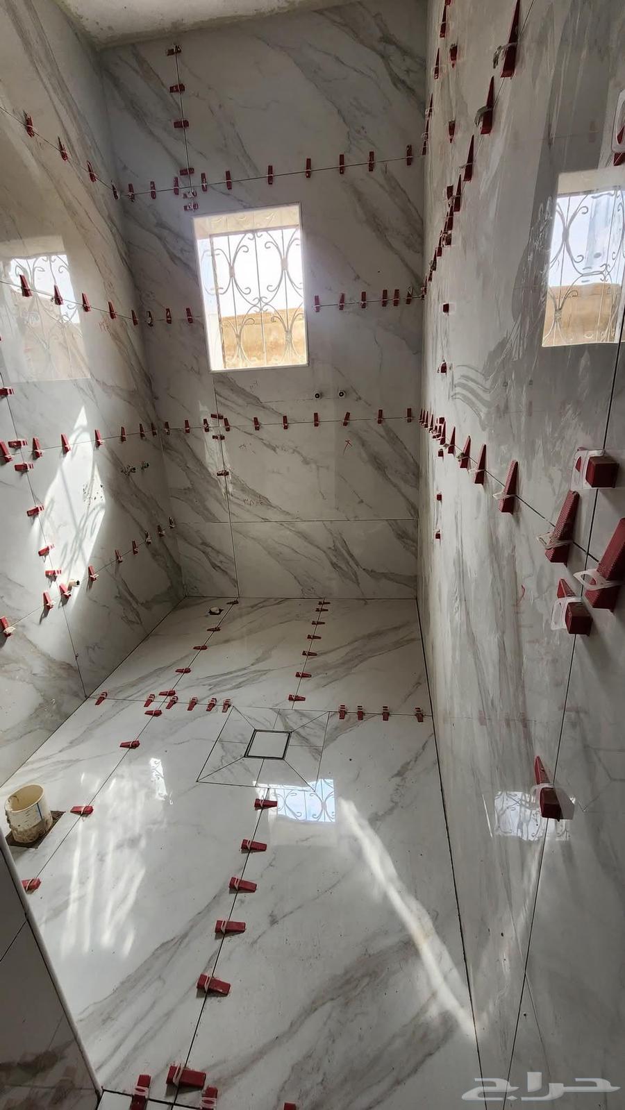 معلم بلاط64212452529154112