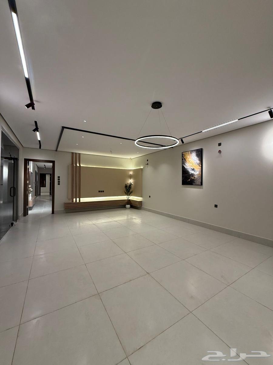 للبيع شقه ارضيه64207481049089111