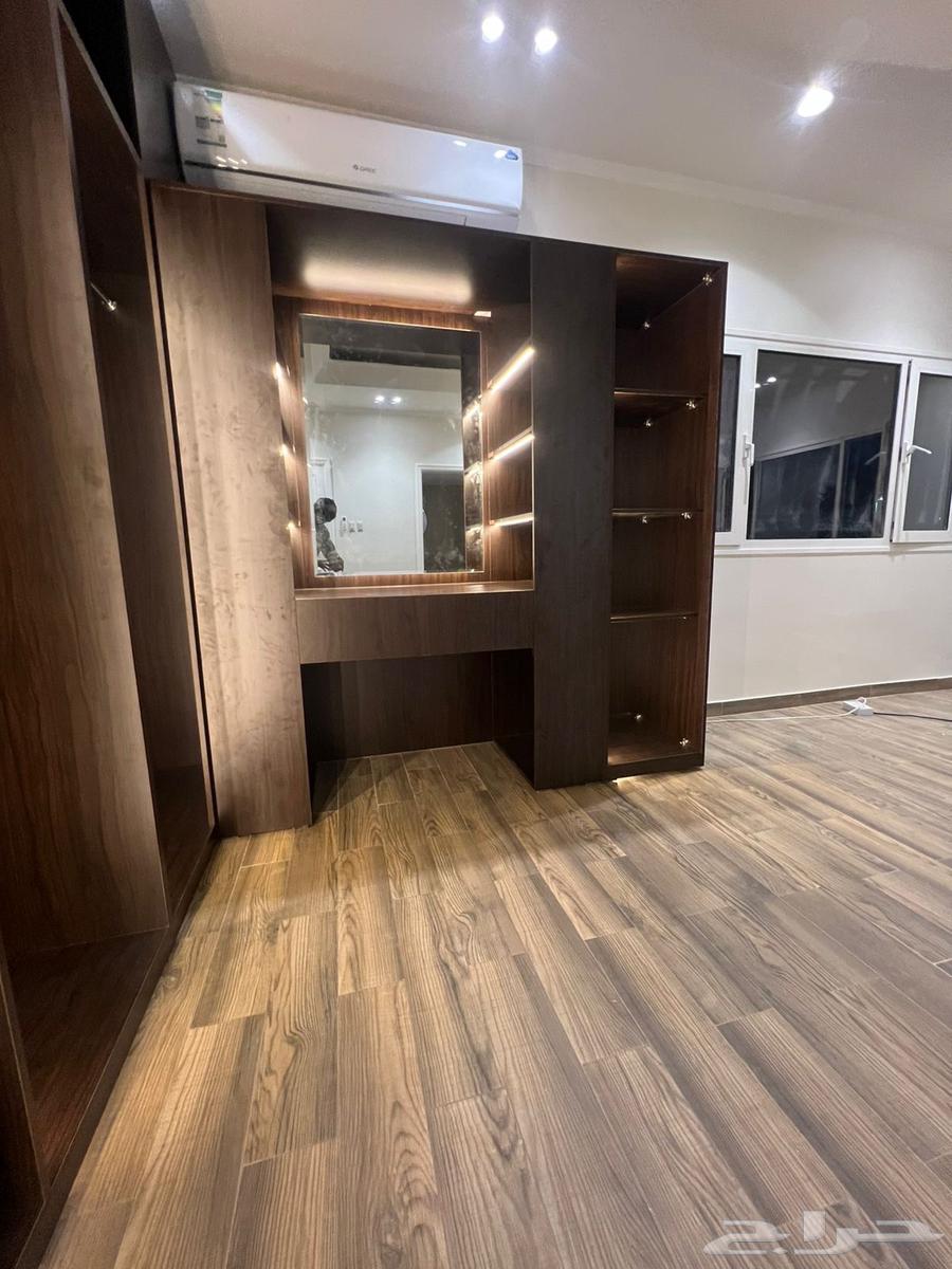 Custom Tailoring of Clothing According to Customer Request64214116782849113