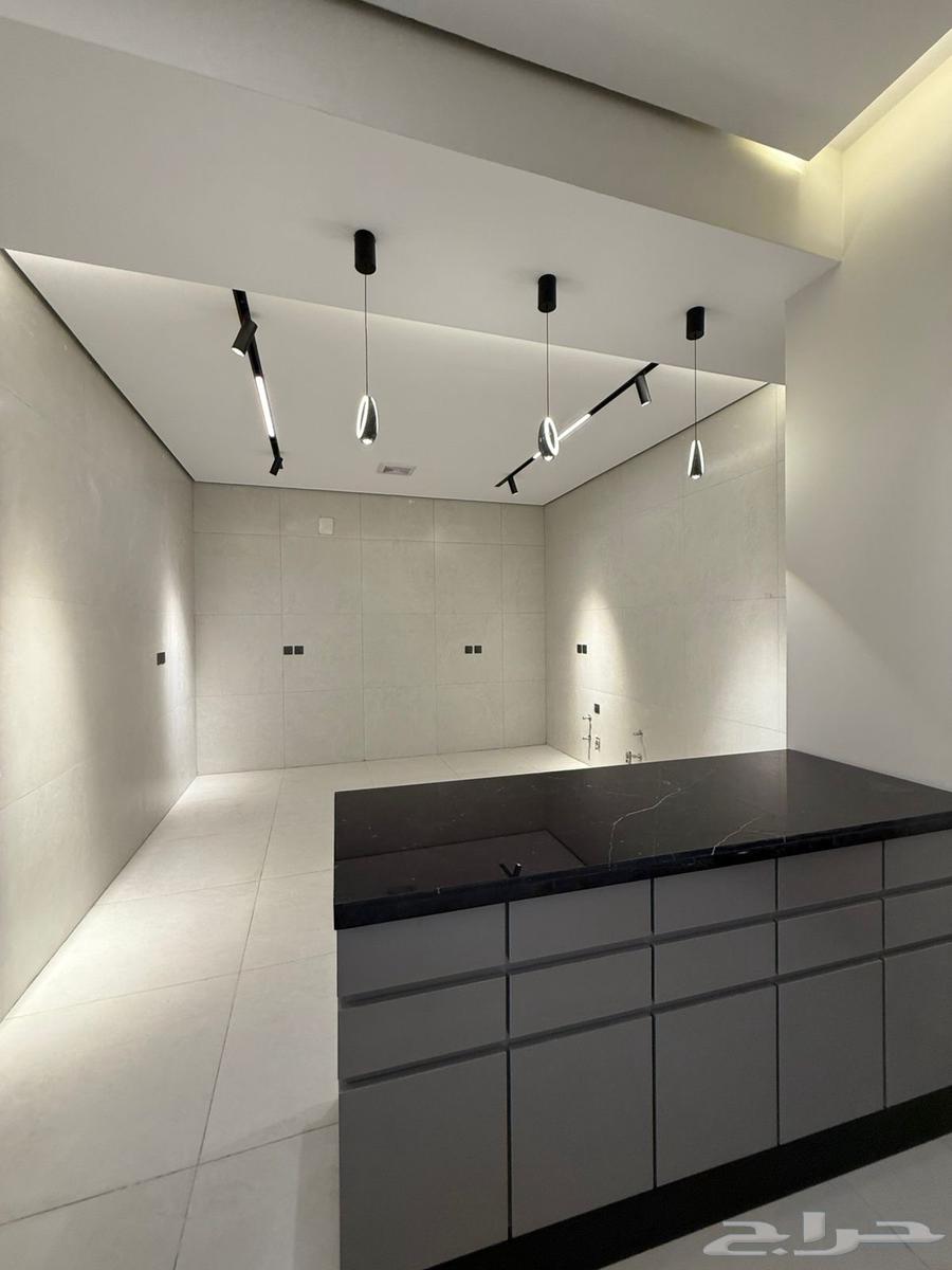 للبيع شقه ارضيه64207481049089112