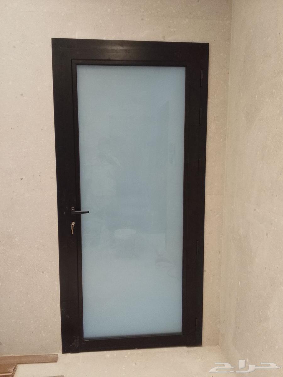 فني المنيوم ابواب وشبابيك ومطابخ وفك وتركيب وصيانة64214115946370110