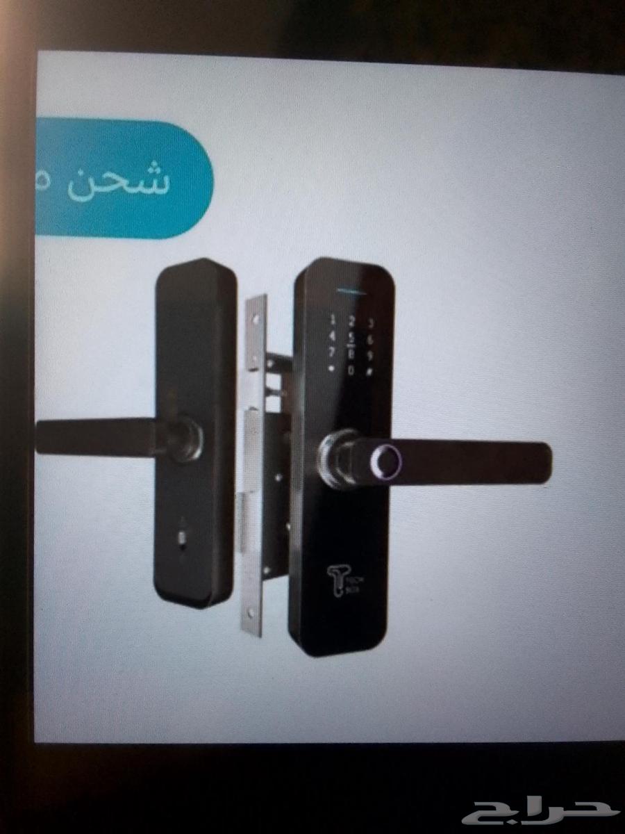 Carpenter in Makkah, door maintenance and installation of all types of electronic fingerprint locks64213062243073112