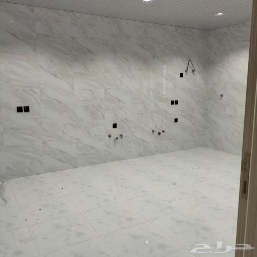 للبيع ادوار بمخطط 9 بمساحة 260 متر64207481968130113