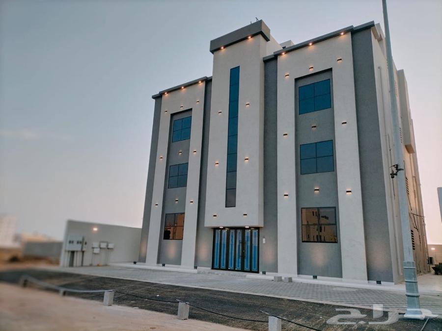 للبيع ادوار بمخطط 9 بمساحة 260 متر64207481968130110