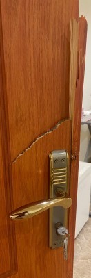 نجار فك وتركيب وصيانه ابواب وكوالين ودواليب متنقل بمكه64213059610882110