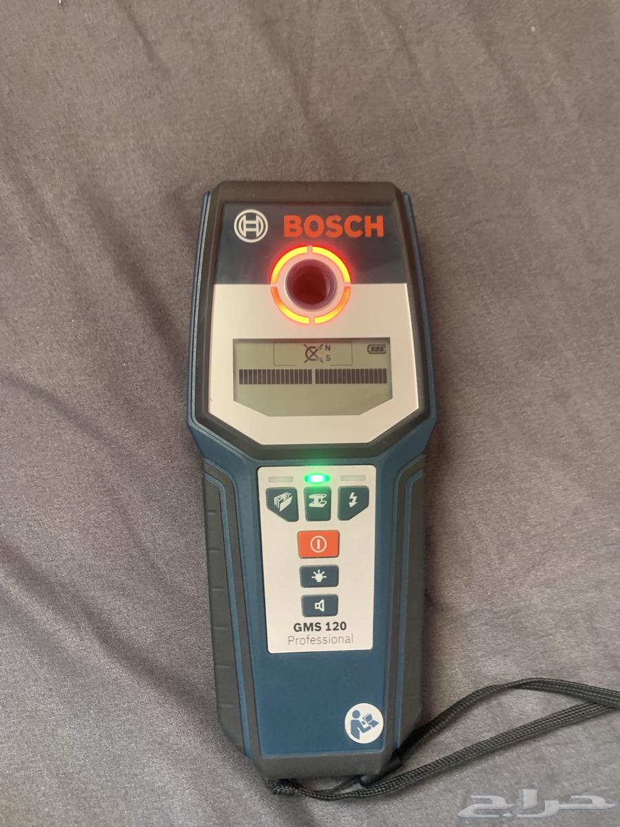 Pole detection device64212866610434111